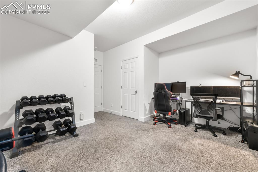 Image 41 of 49: Bedroom