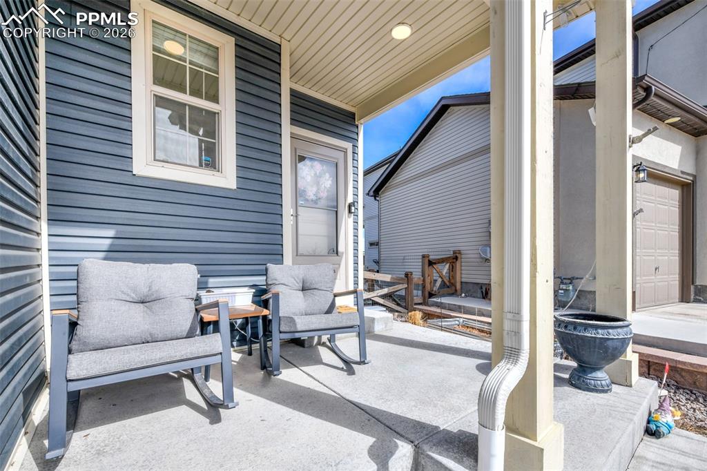 Image 43 of 49: Patio