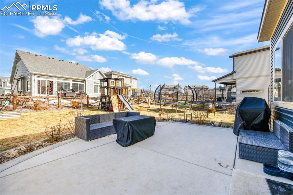 Image 46 of 49: Patio