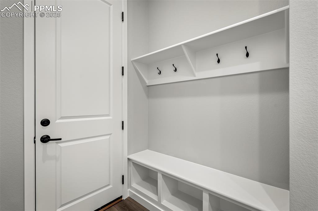 Image 14 of 38: Mud Room