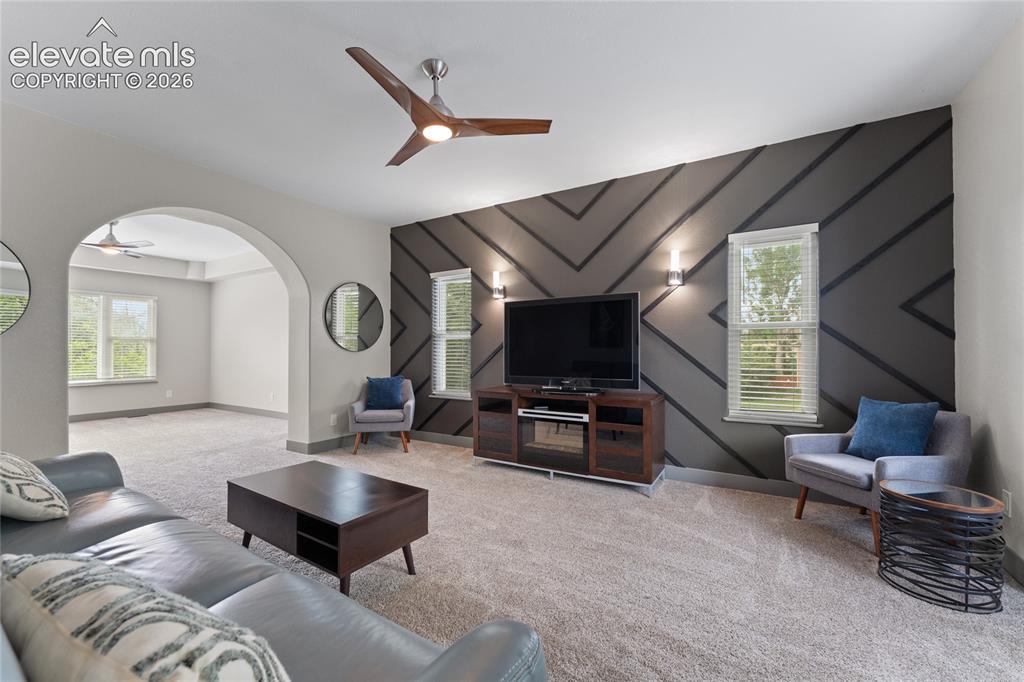 Image 19 of 49: Living Room