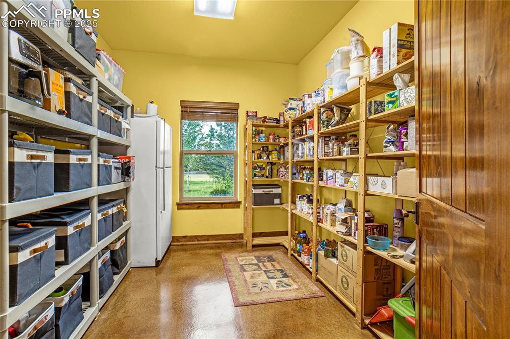 Image 13 of 43: Pantry