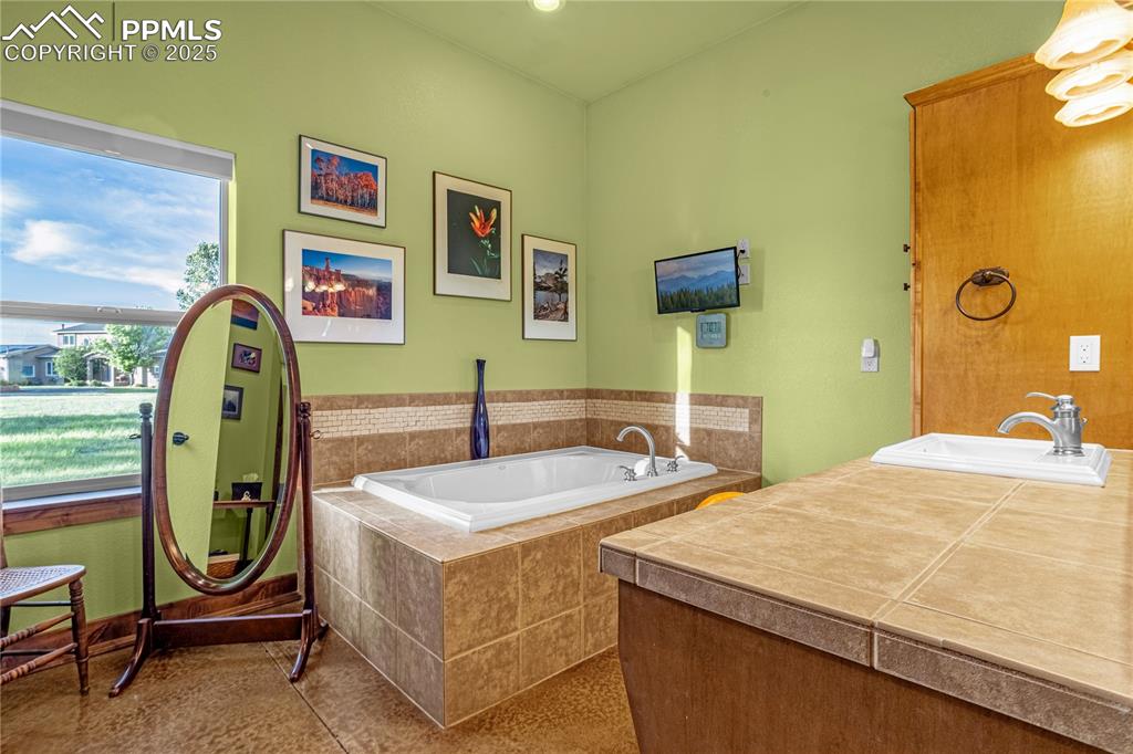 Image 17 of 43: Master Bathroom