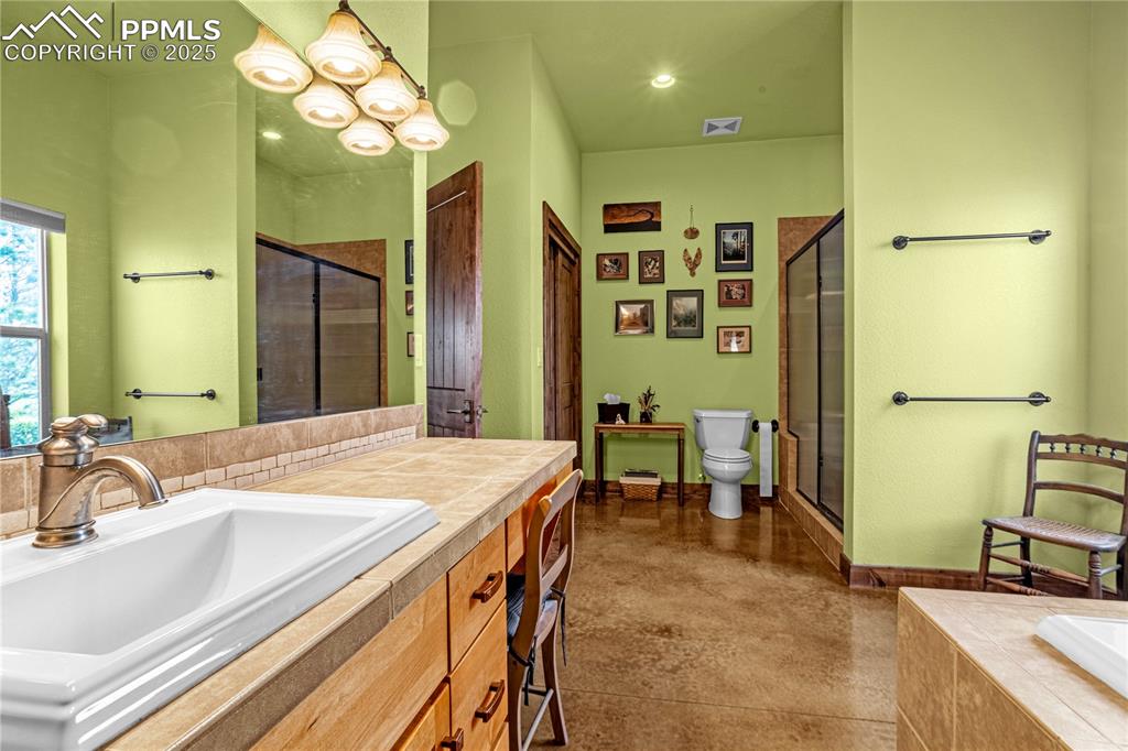 Image 18 of 43: Master Bathroom