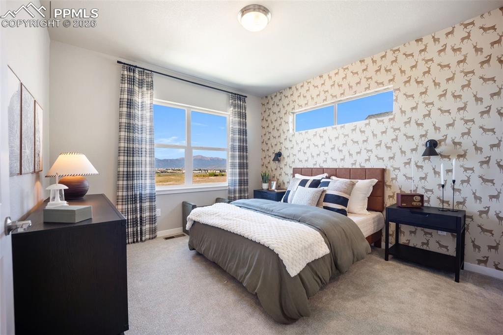 Image 23 of 49: Bedroom