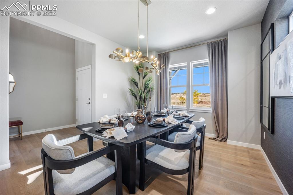 Image 6 of 49: Dining Area