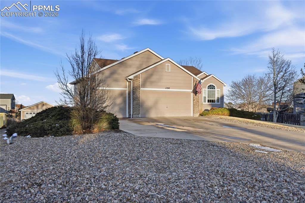 Image 4 of 36: Front of Structure