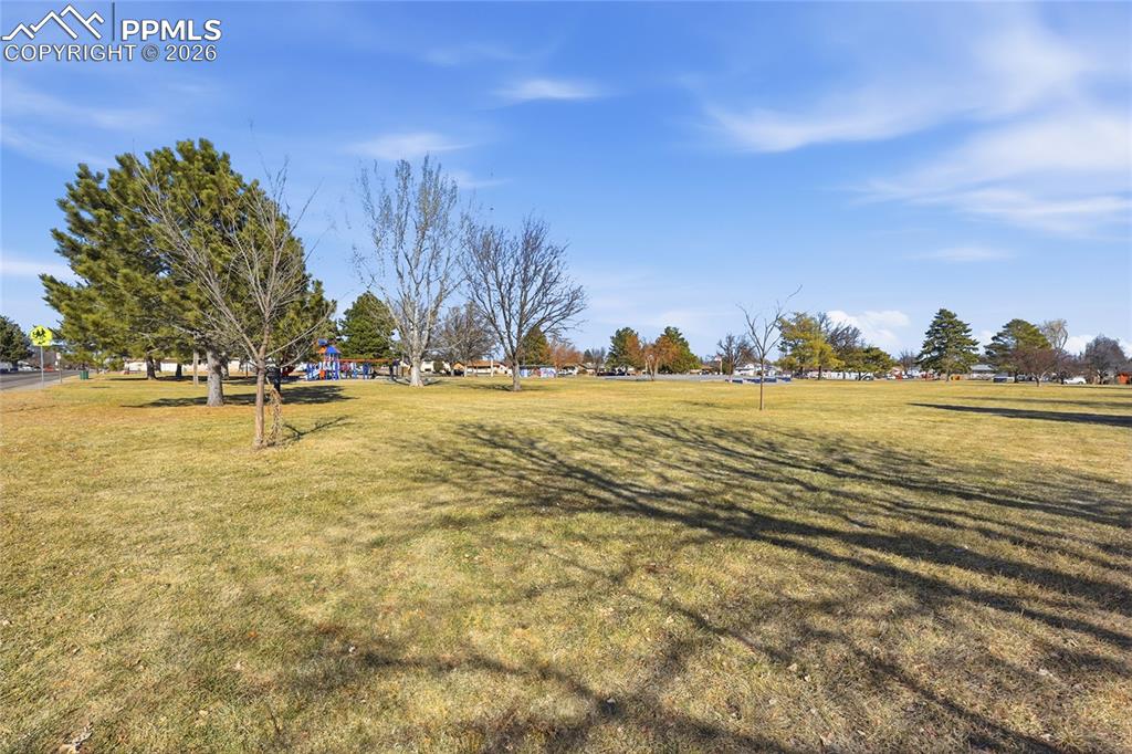 Image 23 of 25: School/Park 1 block away