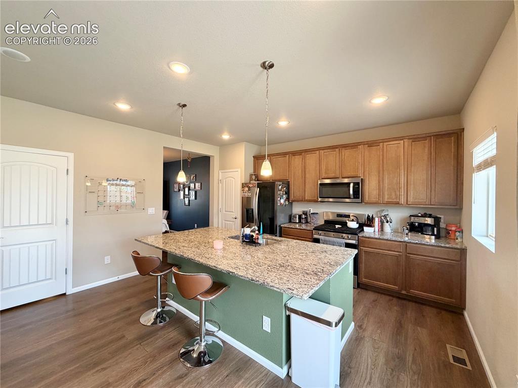 Image 6 of 27: Kitchen