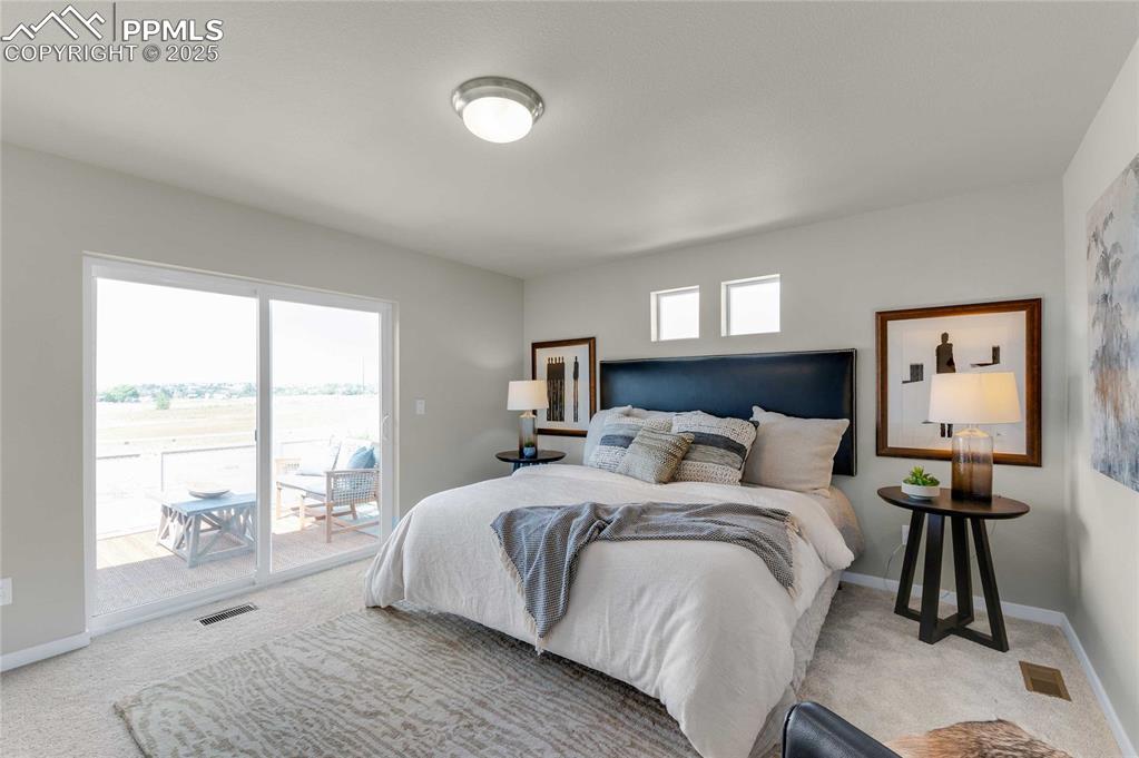 Image 17 of 27: Photos of model home