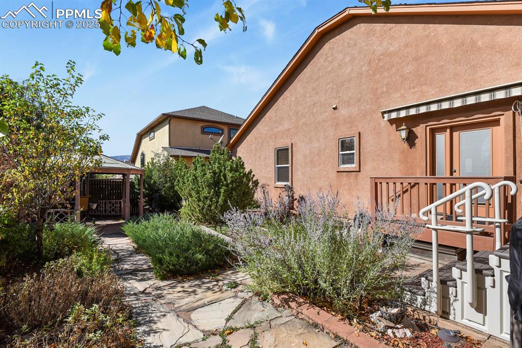 Image 41 of 49: Lots of perennials & a garden area