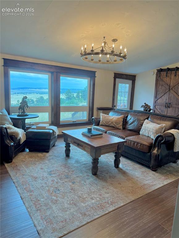 Image 4 of 34: Living Room