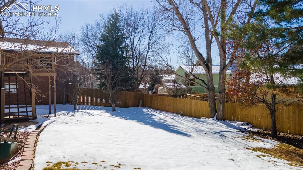 Image 24 of 36: Backyard