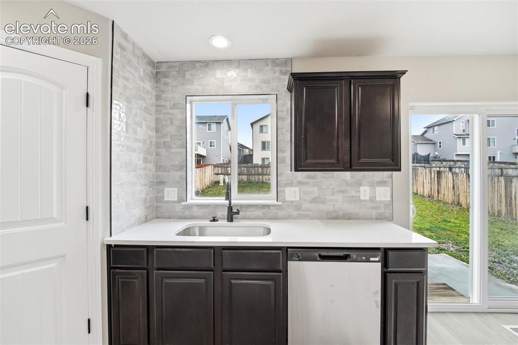 Image 8 of 34: Kitchen