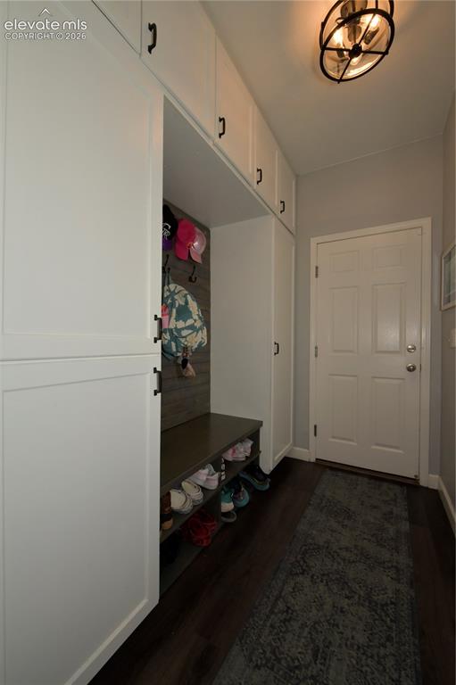 Image 7 of 36: Mud Room