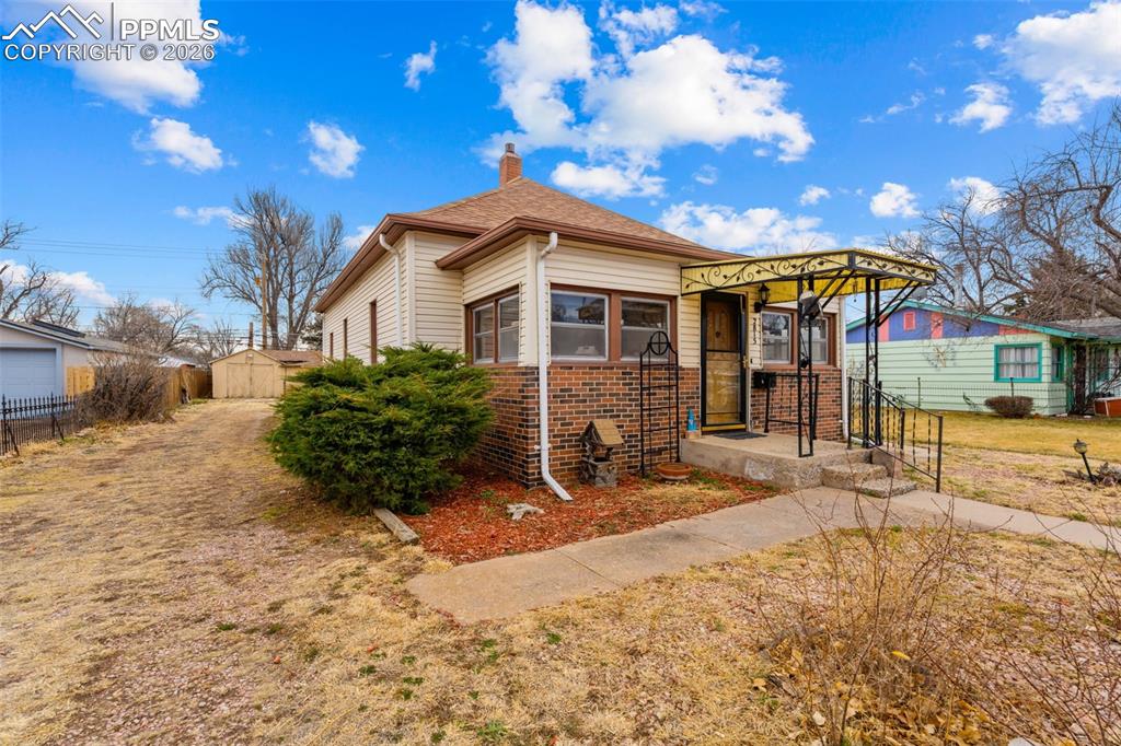 Image 3 of 32: Front of Structure