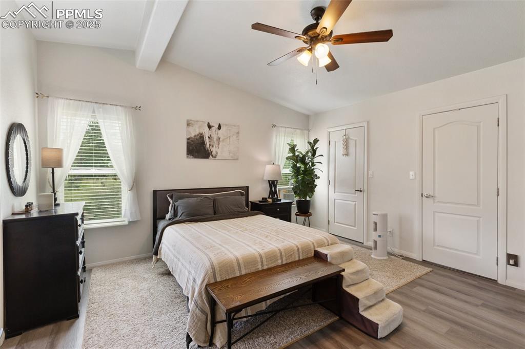 Image 19 of 37: Bedroom