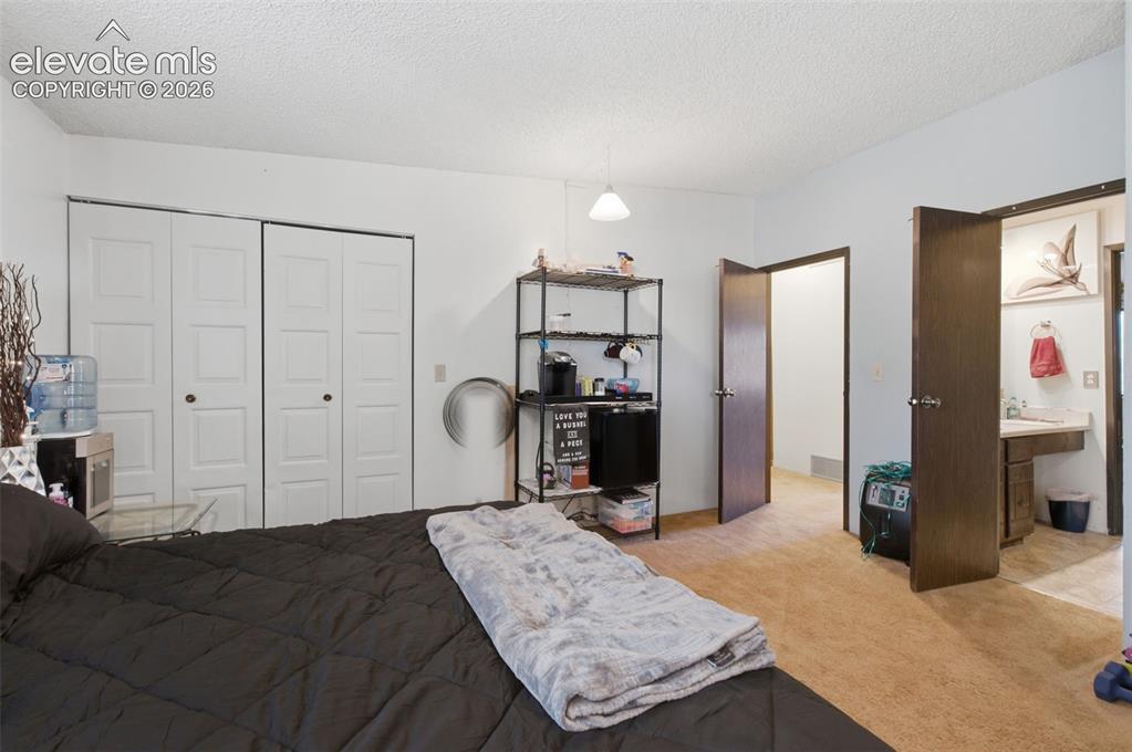 Image 13 of 22: Bedroom