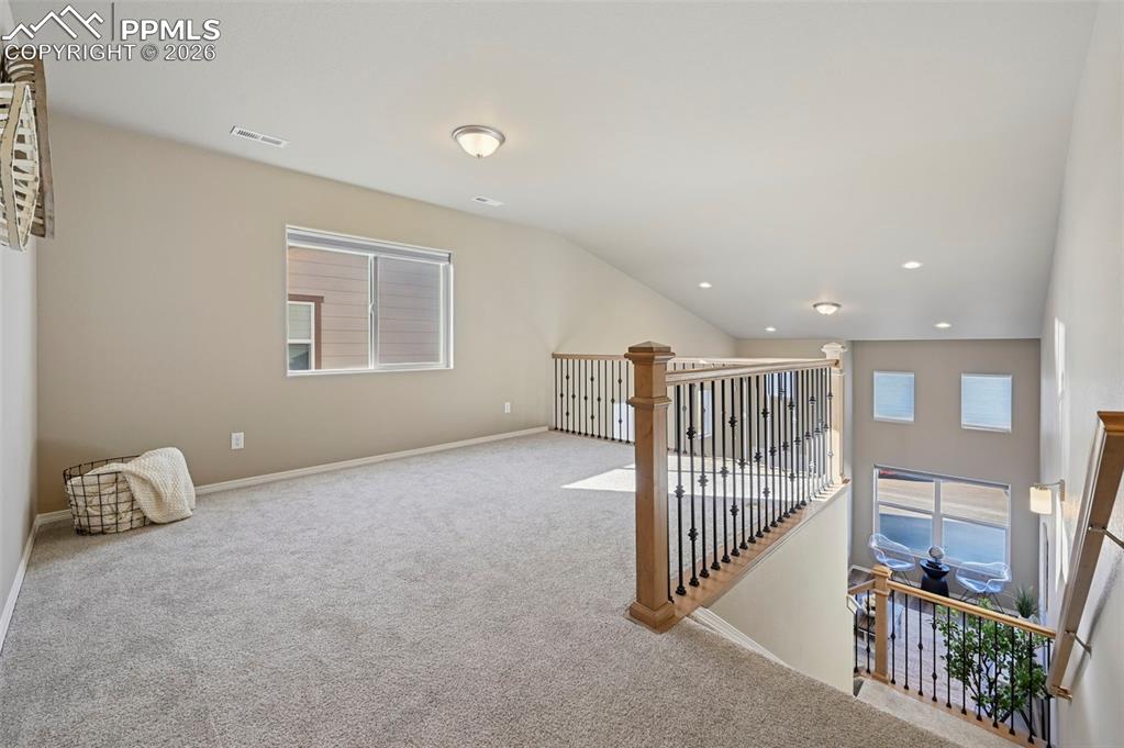 Image 22 of 33: Bonus Room