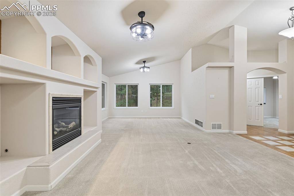 Image 18 of 50: Living Room