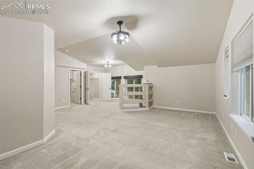 Image 37 of 50: Bonus Room