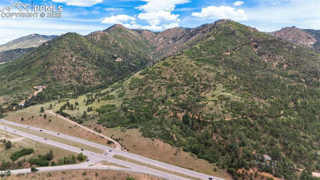 Image 3 of 6: View of mountain backdrop