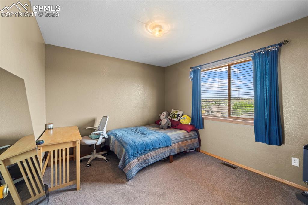 Image 24 of 41: Bedroom 3