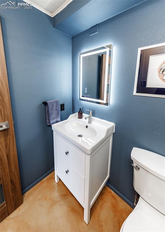 Image 31 of 50: Bathroom