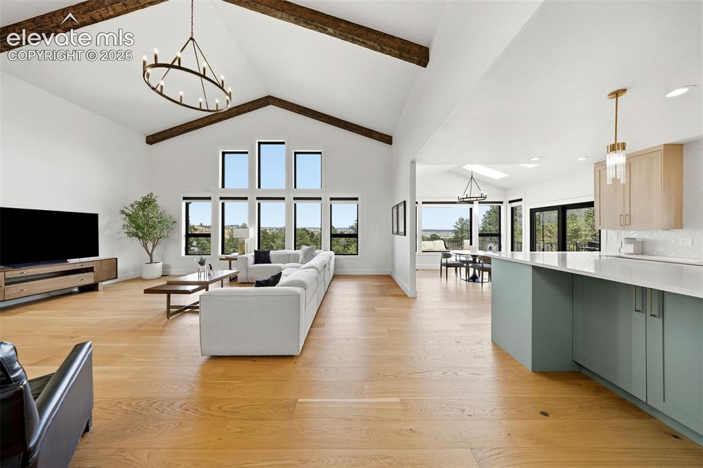 Image 10 of 50: Living Room