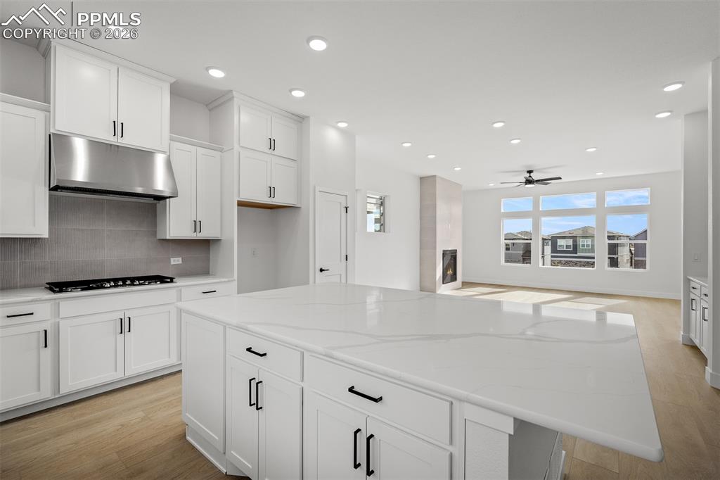 Image 12 of 39: Kitchen