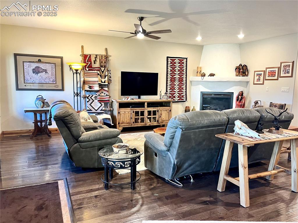 Image 5 of 45: No Description Available