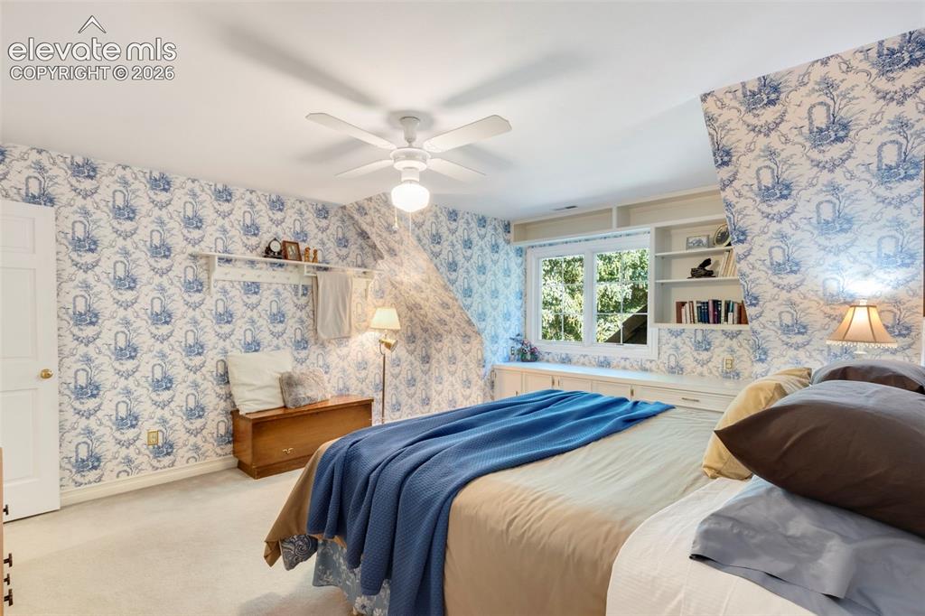 Image 33 of 50: Upstairs bedroom with Jack N Jill bath