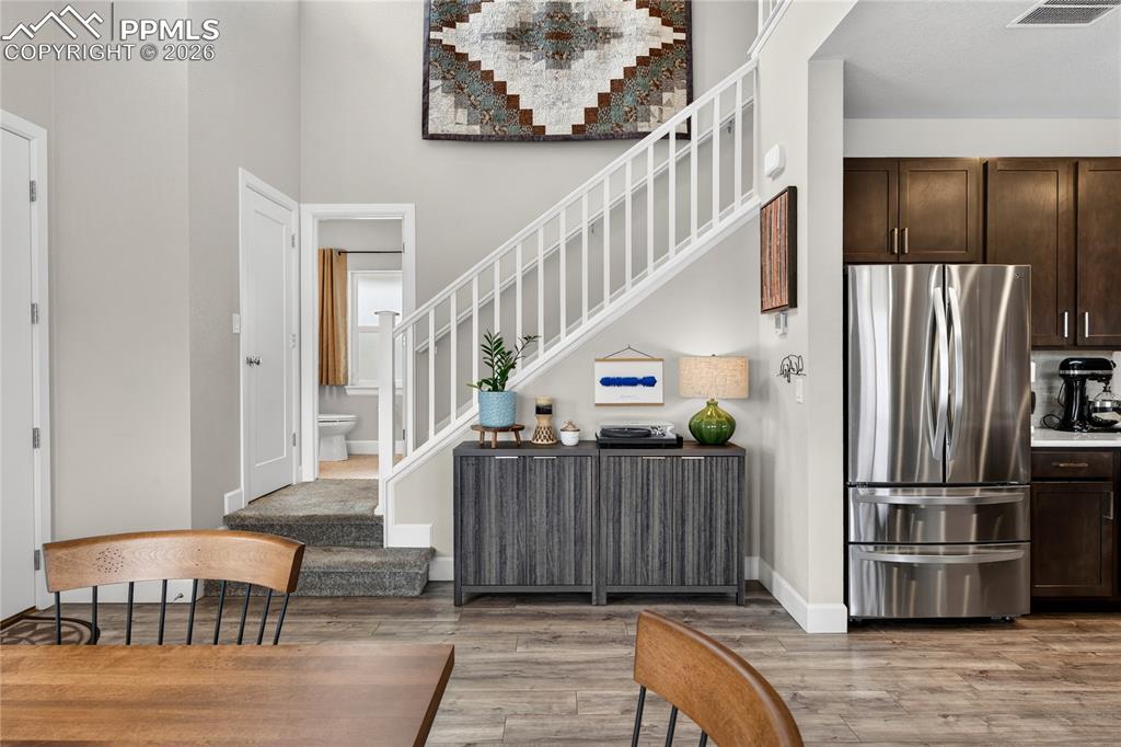 Image 5 of 40: Dining Room