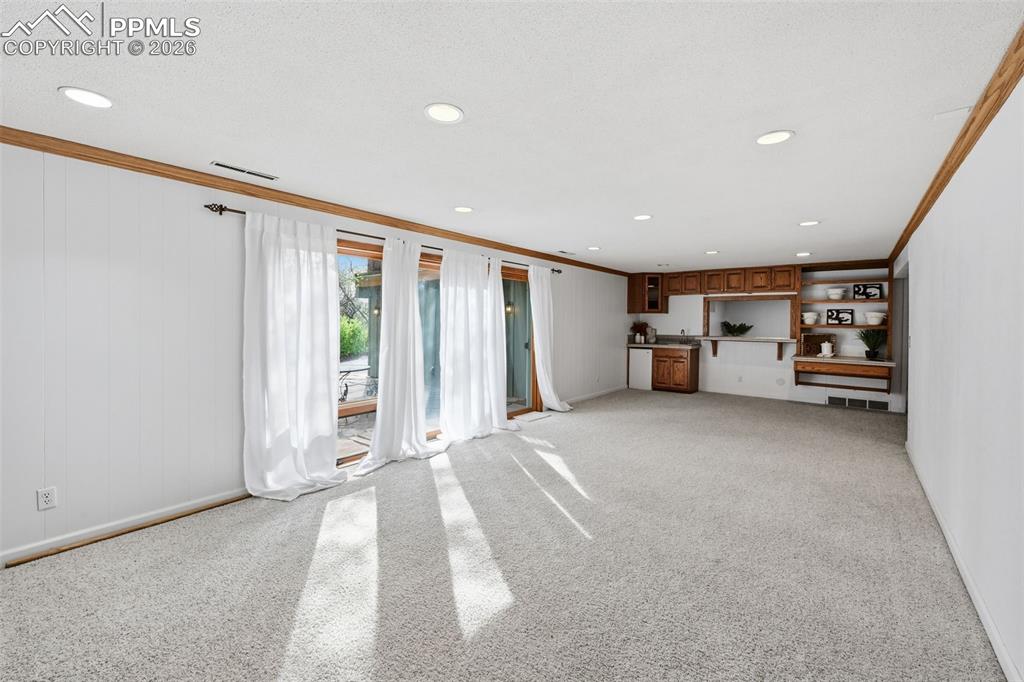 Image 24 of 50: Family Room