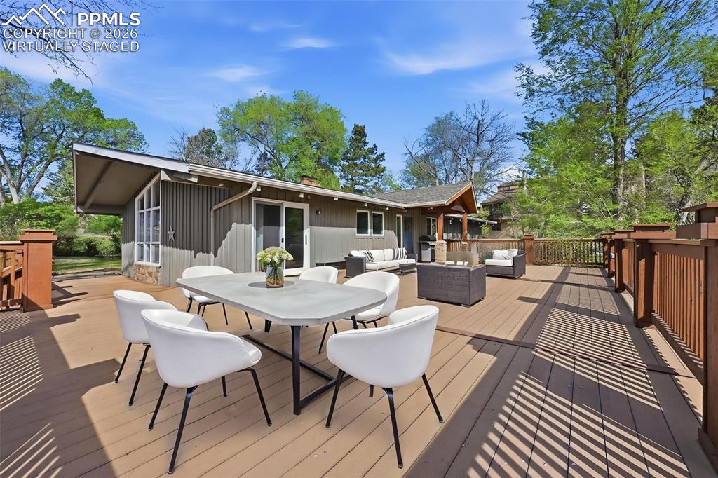 Image 38 of 50: Virtually Staged