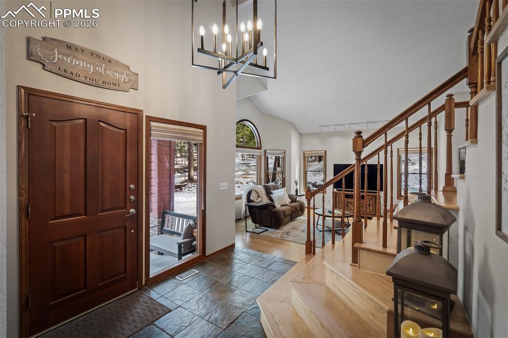 Image 10 of 49: Entry