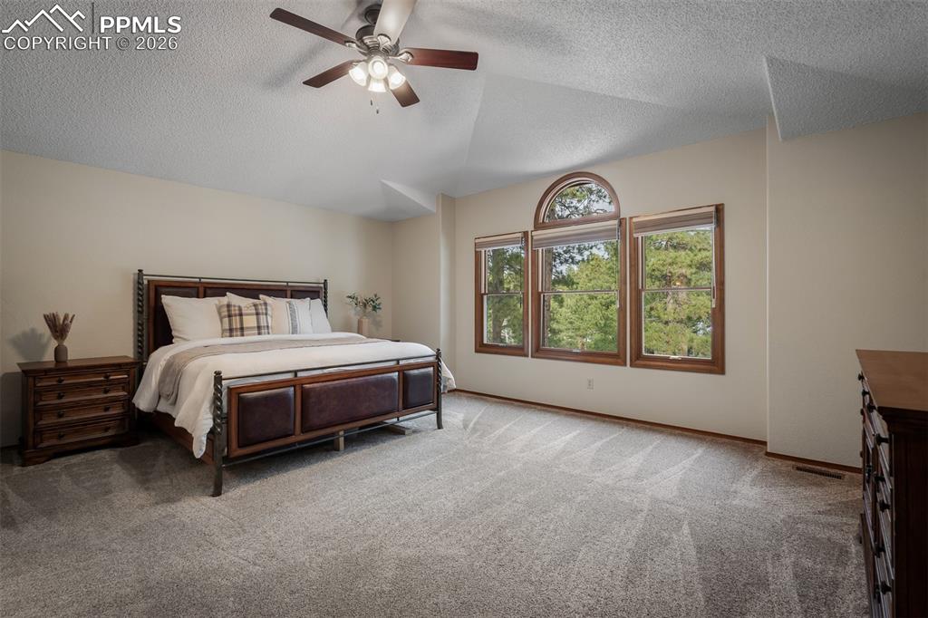 Image 30 of 49: Bedroom