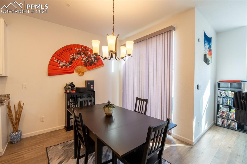 Image 16 of 40: Dining area with walk out - main floor
