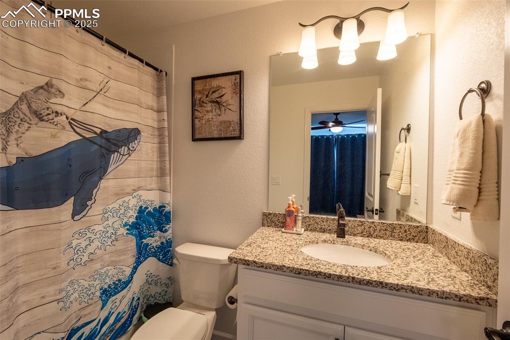 Image 20 of 40: Full bathroom (2) attached to bedroom (1) - upper floor