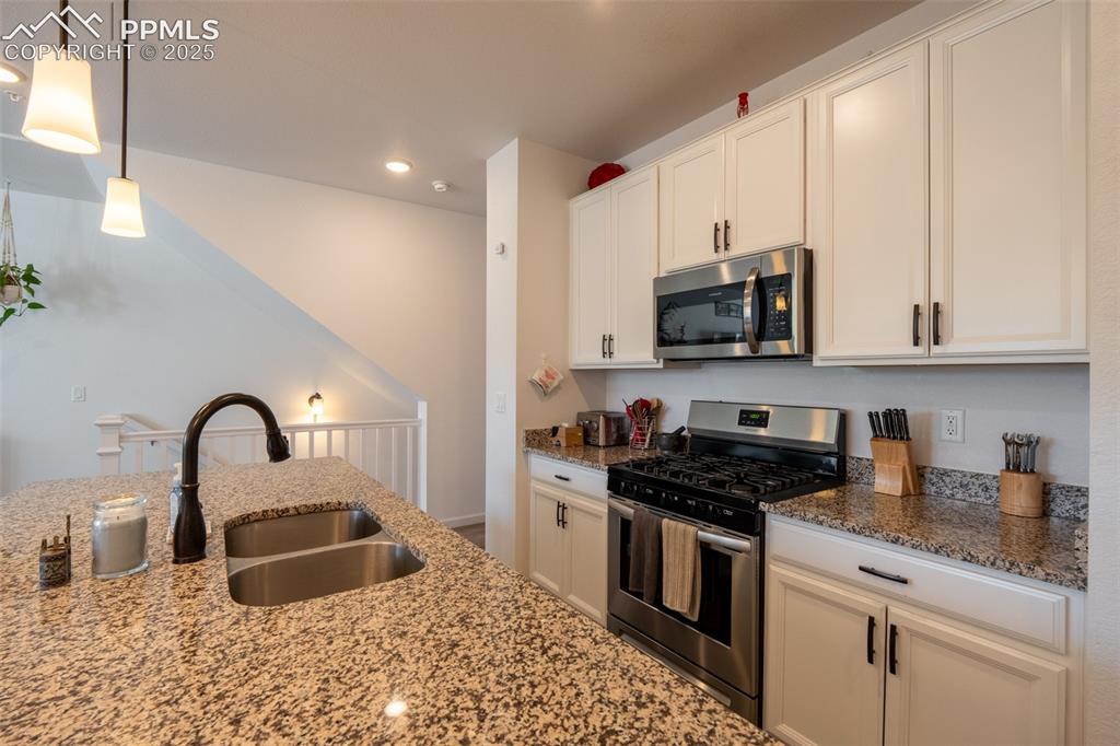 Image 9 of 40: Kitchen - main floor