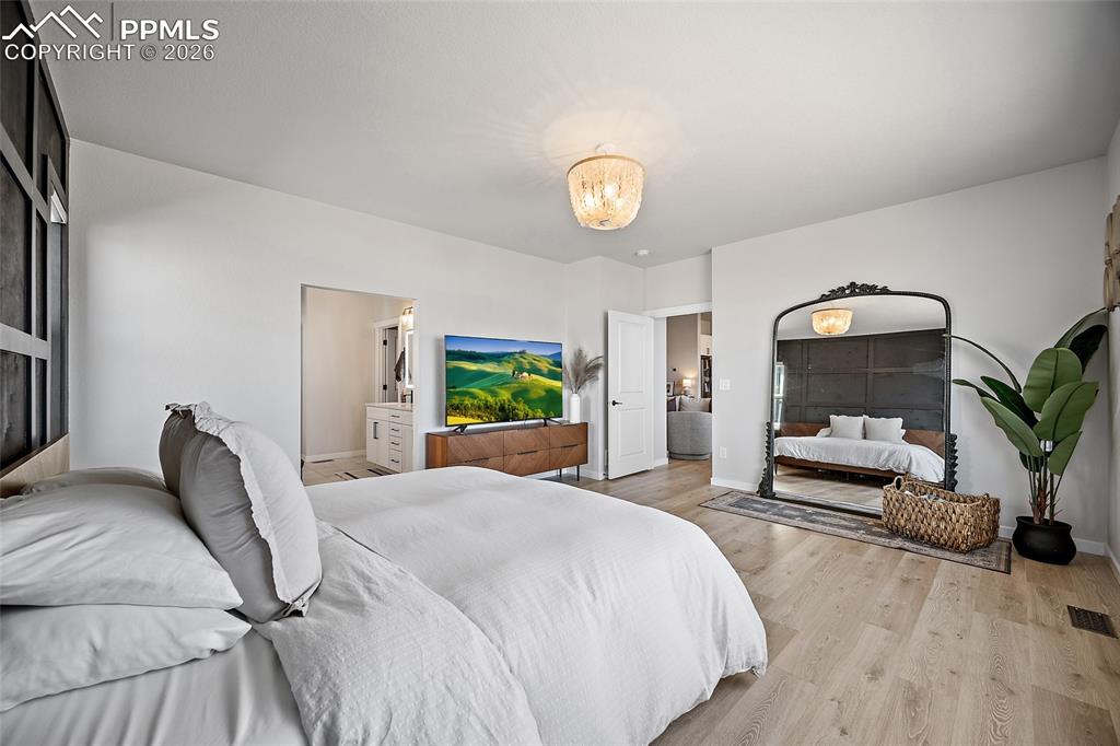 Image 21 of 45: Master Bedroom