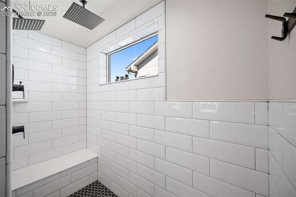 Image 25 of 45: Master Bathroom