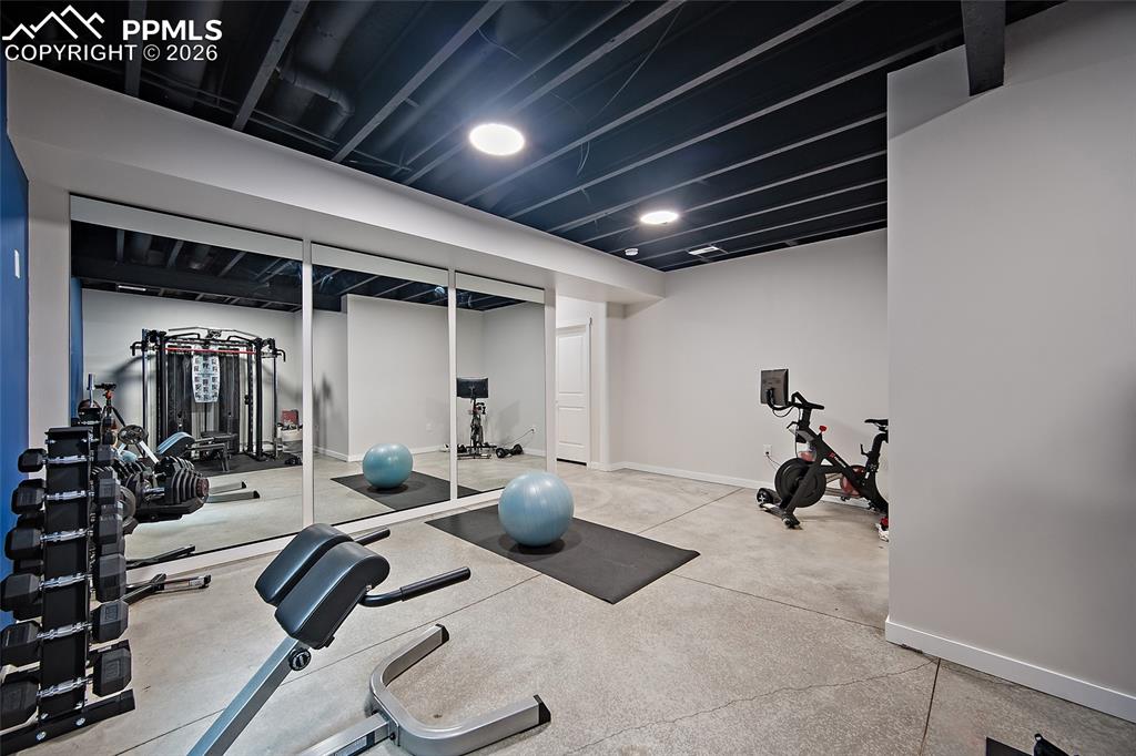 Image 38 of 45: Exercise Room