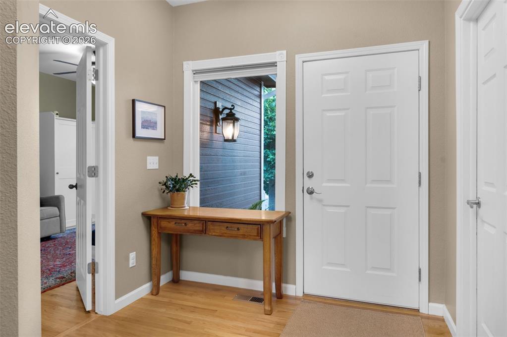 Image 8 of 50: Entry