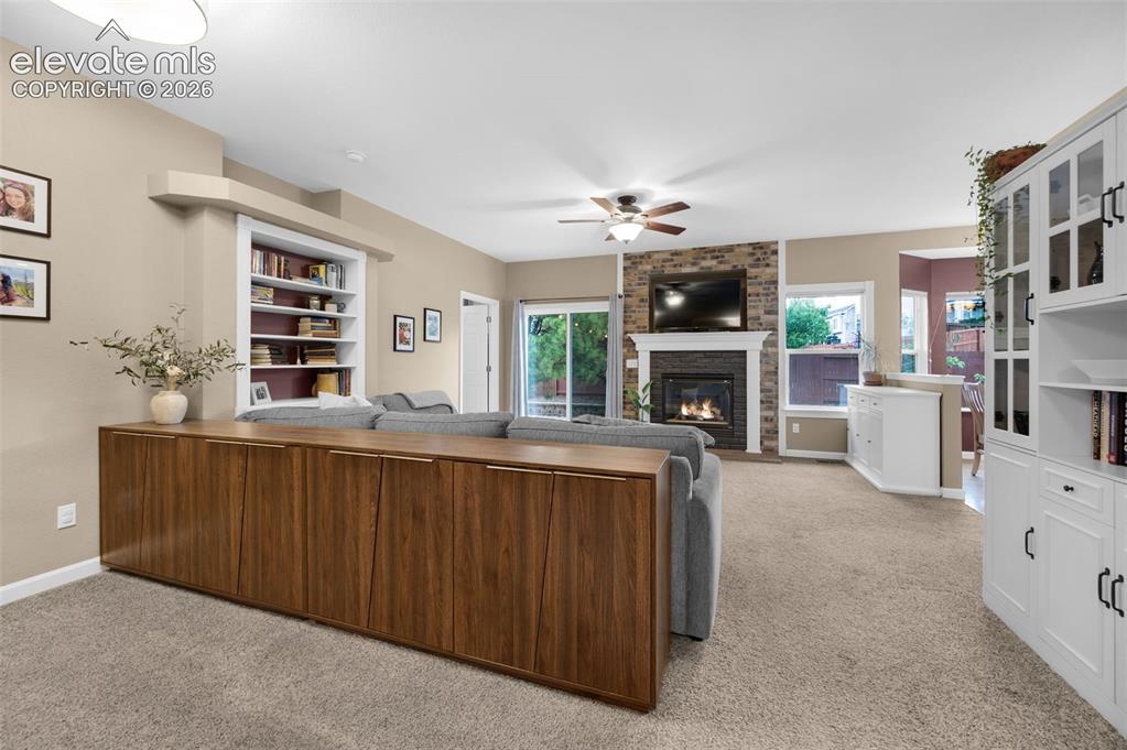 Image 9 of 50: Living Room