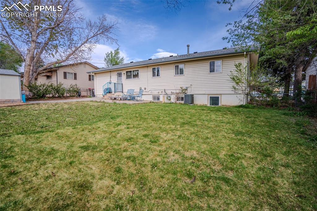 Image 26 of 26: Back of Structure