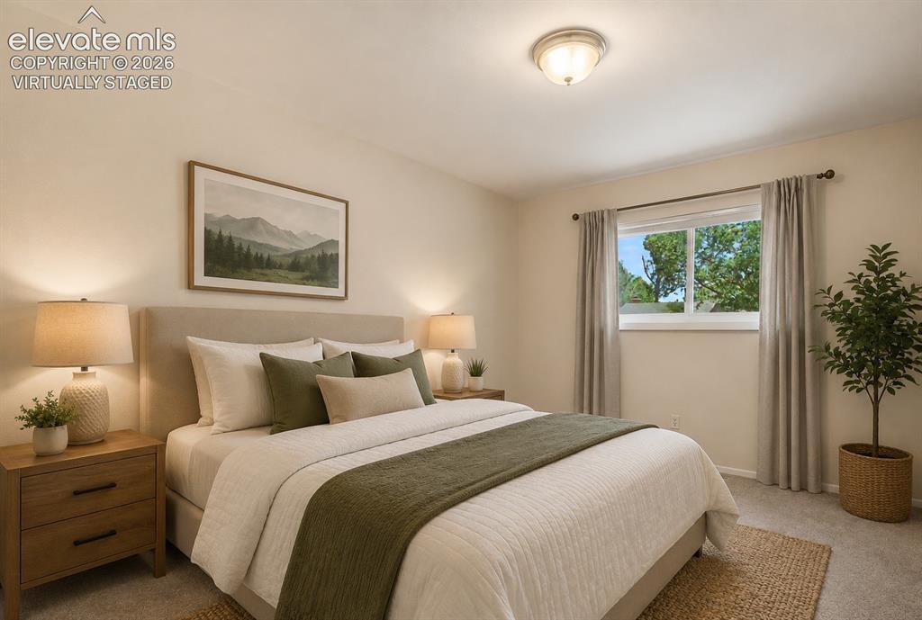 Image 29 of 49: This room is virtually staged.