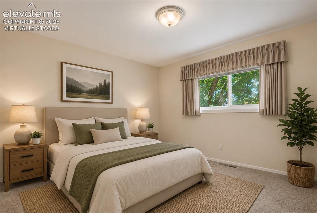 Image 36 of 49: This room is virtually staged.