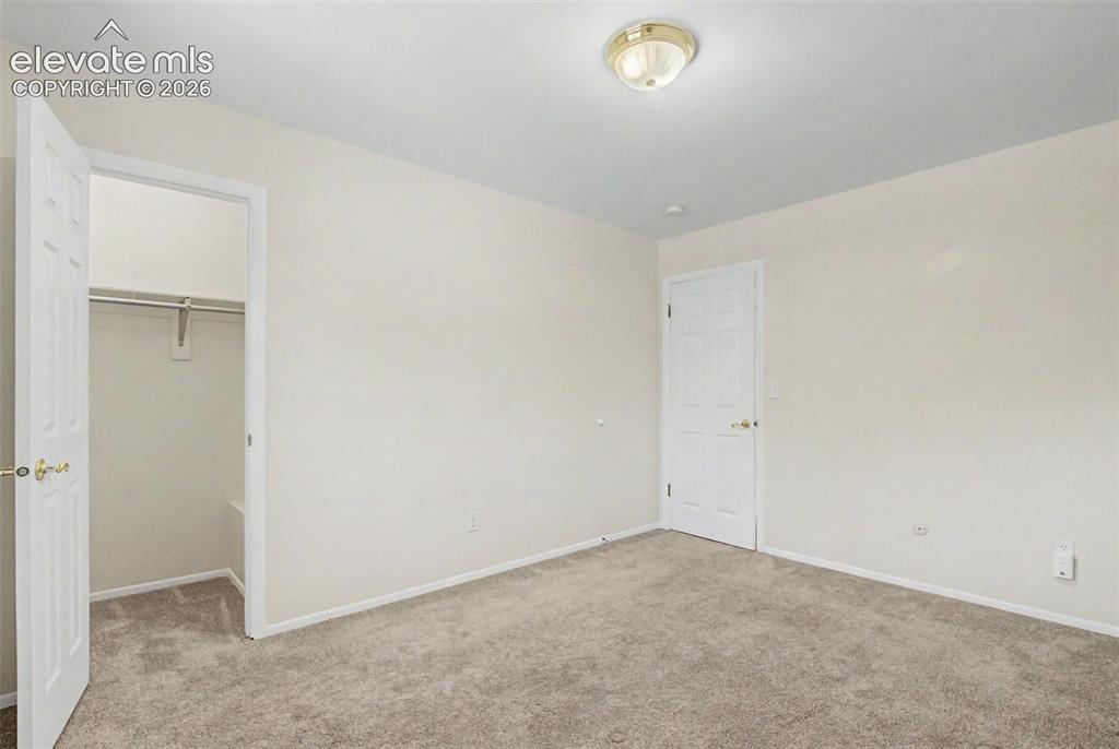 Image 38 of 49: Bedroom