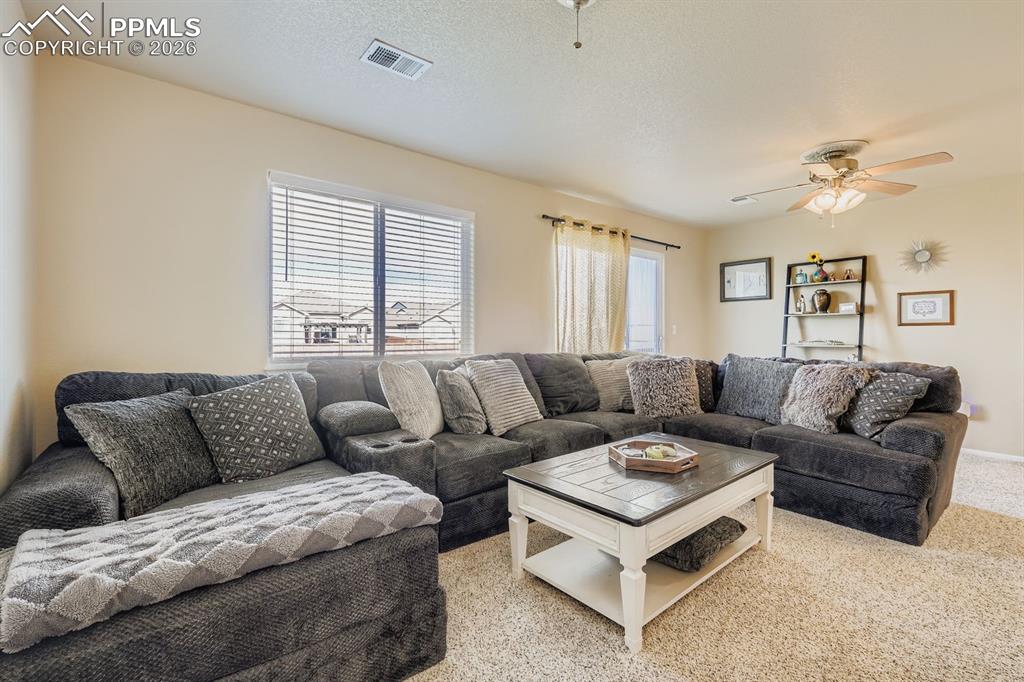 Image 18 of 30: Living Room